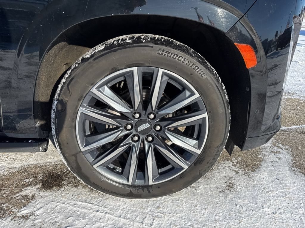 Used 2024 Cadillac Escalade ESV Sport Platinum AWD/4WD image 11