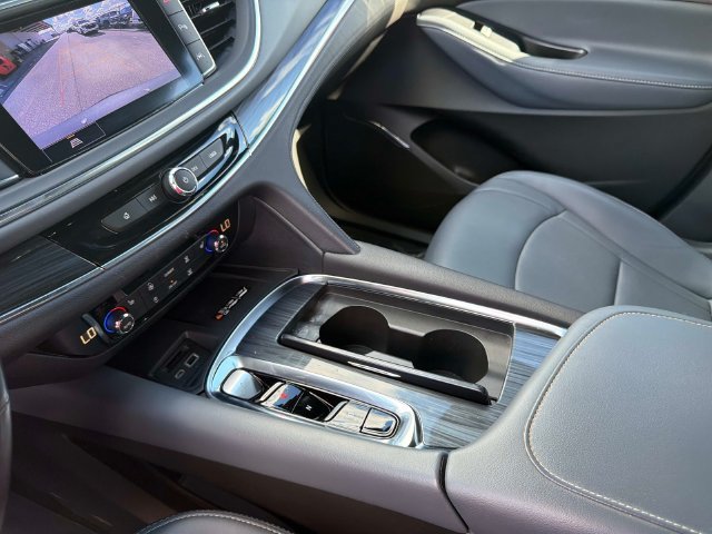 Used 2024 Buick Enclave Essence w/ Sport Touring Edition FWD image 21