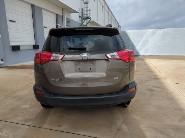 Used 2015 Toyota RAV4 LE image 6