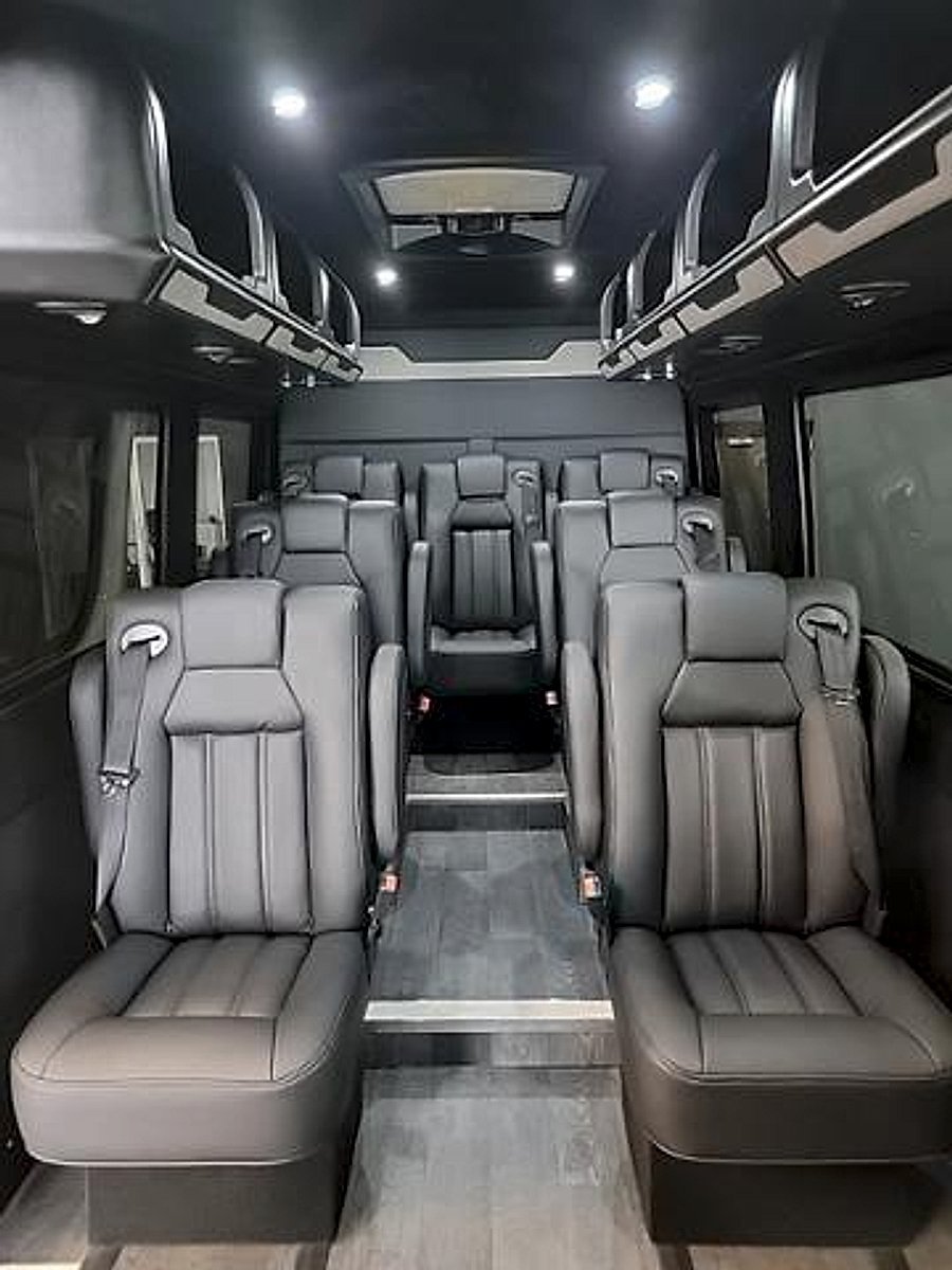 New 2024 Mercedes-Benz Sprinter 3500 image 5