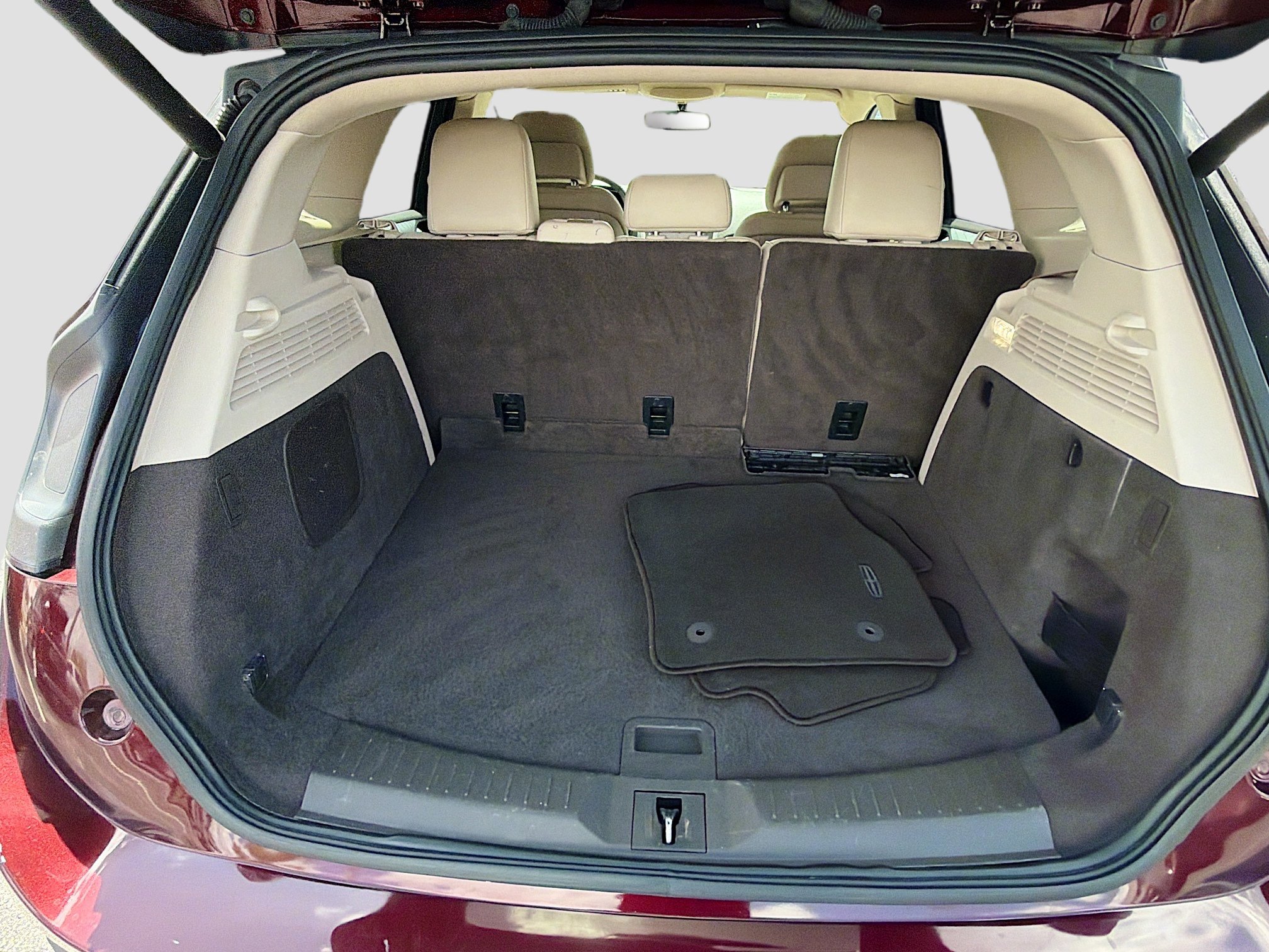 Used 2018 Lincoln MKC Reserve image 27