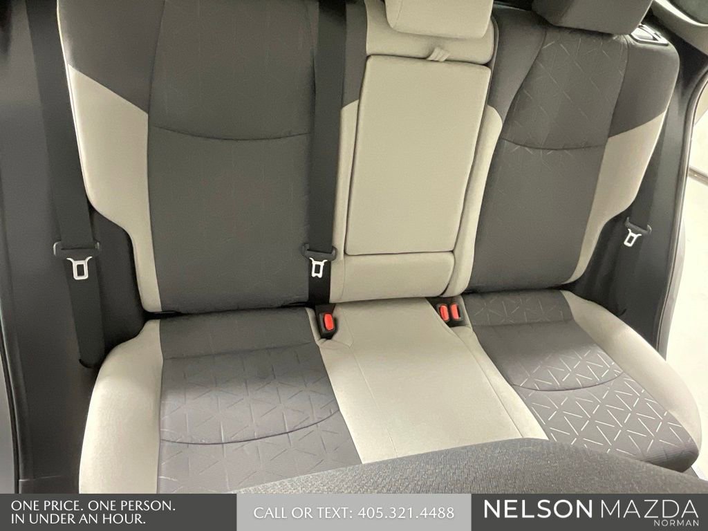 Used 2020 Toyota RAV4 XLE image 29