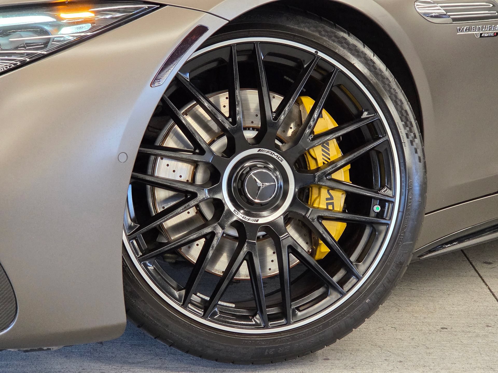 Used 2022 Mercedes-Benz SL 63 AMG 4MATIC image 21