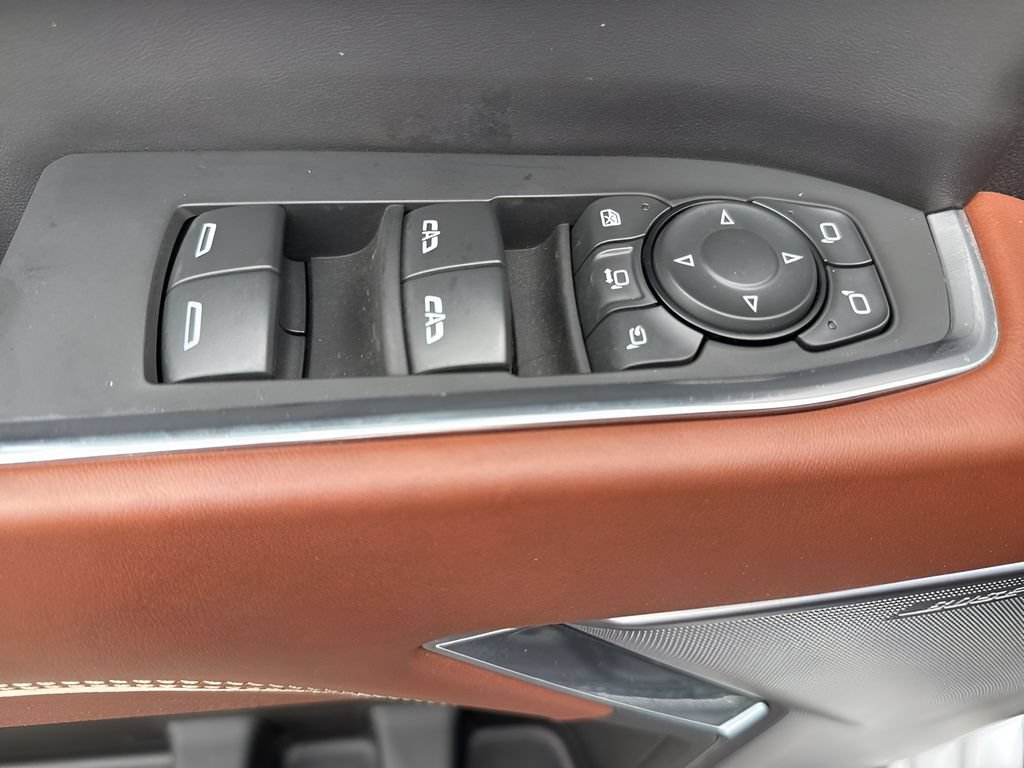 Used 2024 GMC Sierra 3500 Denali Ultimate AWD/4WD image 31