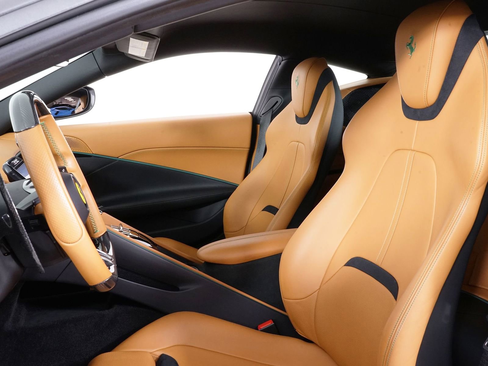 Used 2021 Ferrari Roma RWD image 24