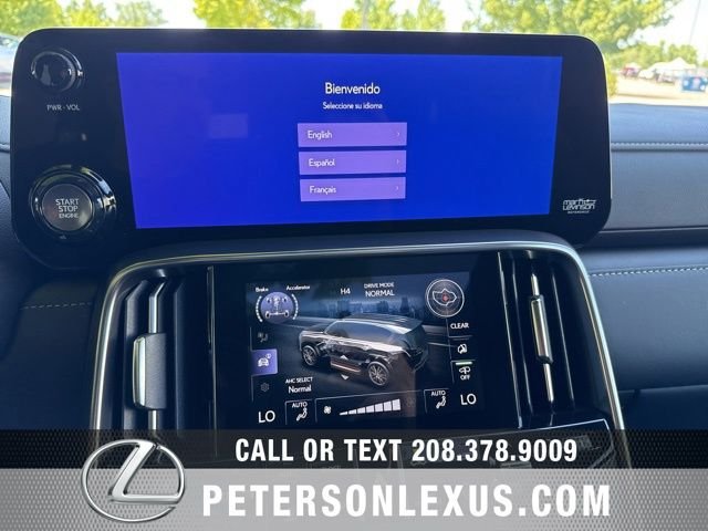 New 2026 Lexus LX 600 4WD w/ Luxury Package image 17