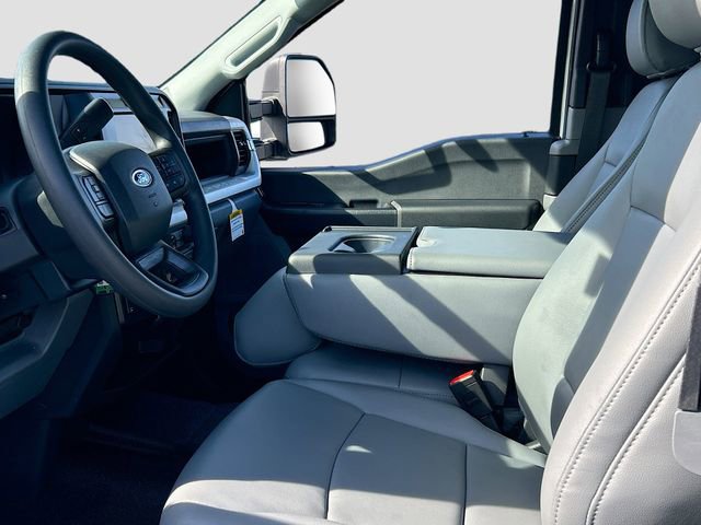 New 2026 Ford F350 XL w/ XL Chrome Package image 20