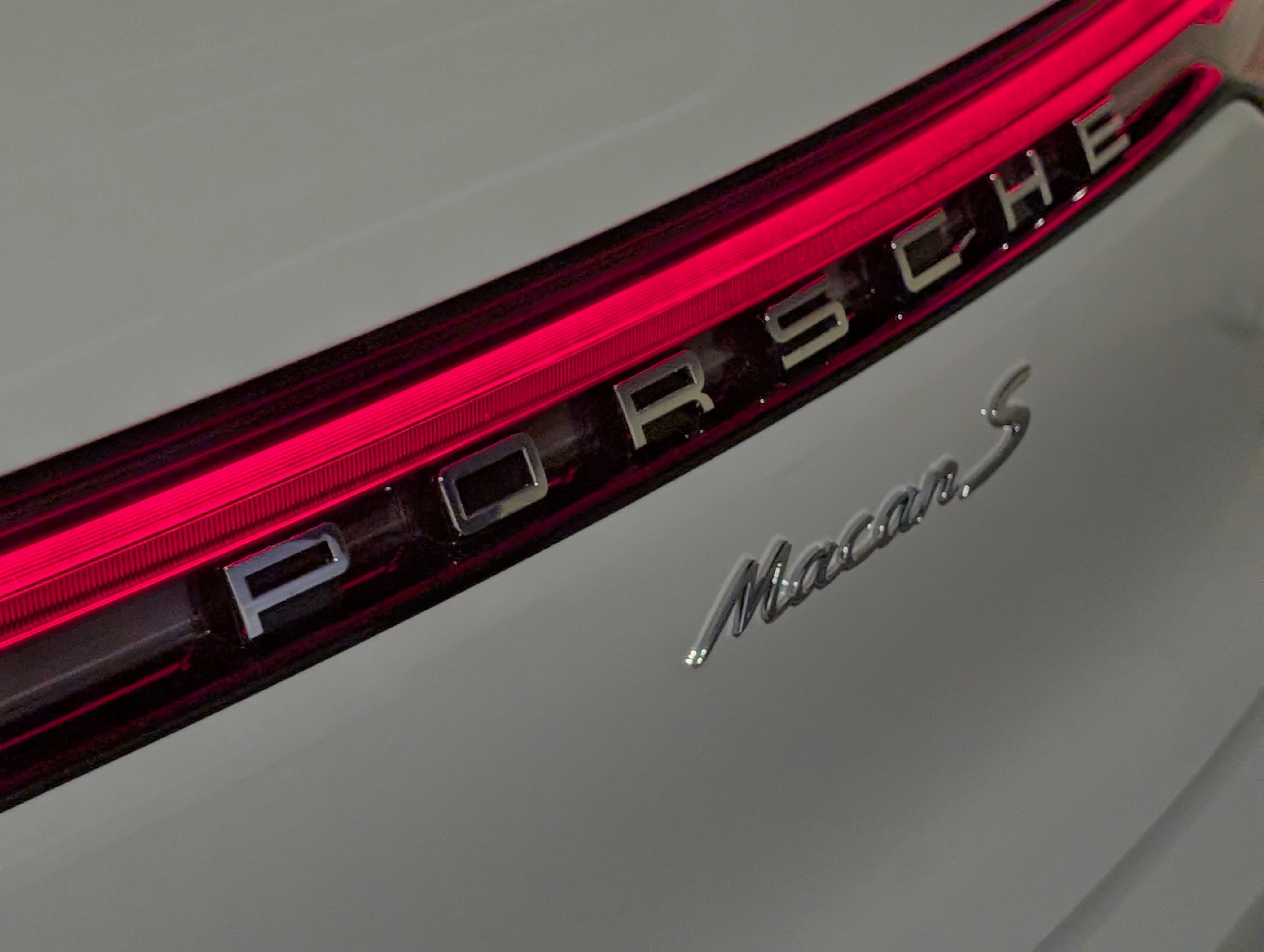 New 2026 Porsche Macan S image 15