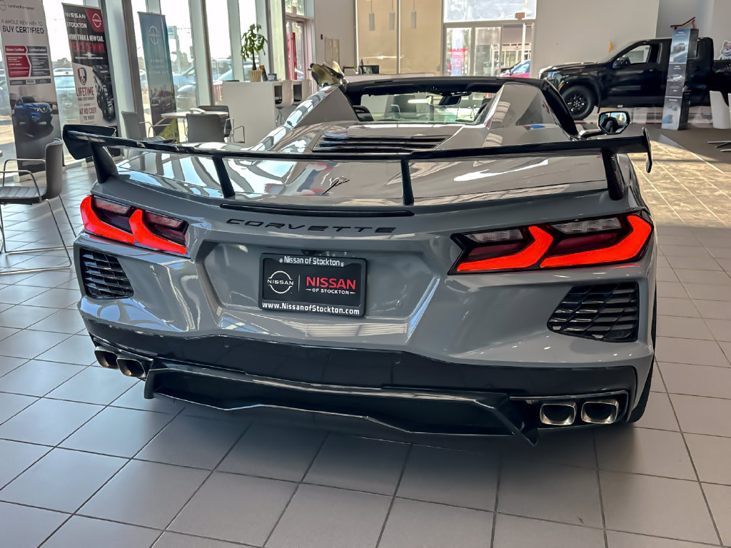 Used 2025 Chevrolet Corvette Stingray Preferred Conv w/ 2LT RWD image 4