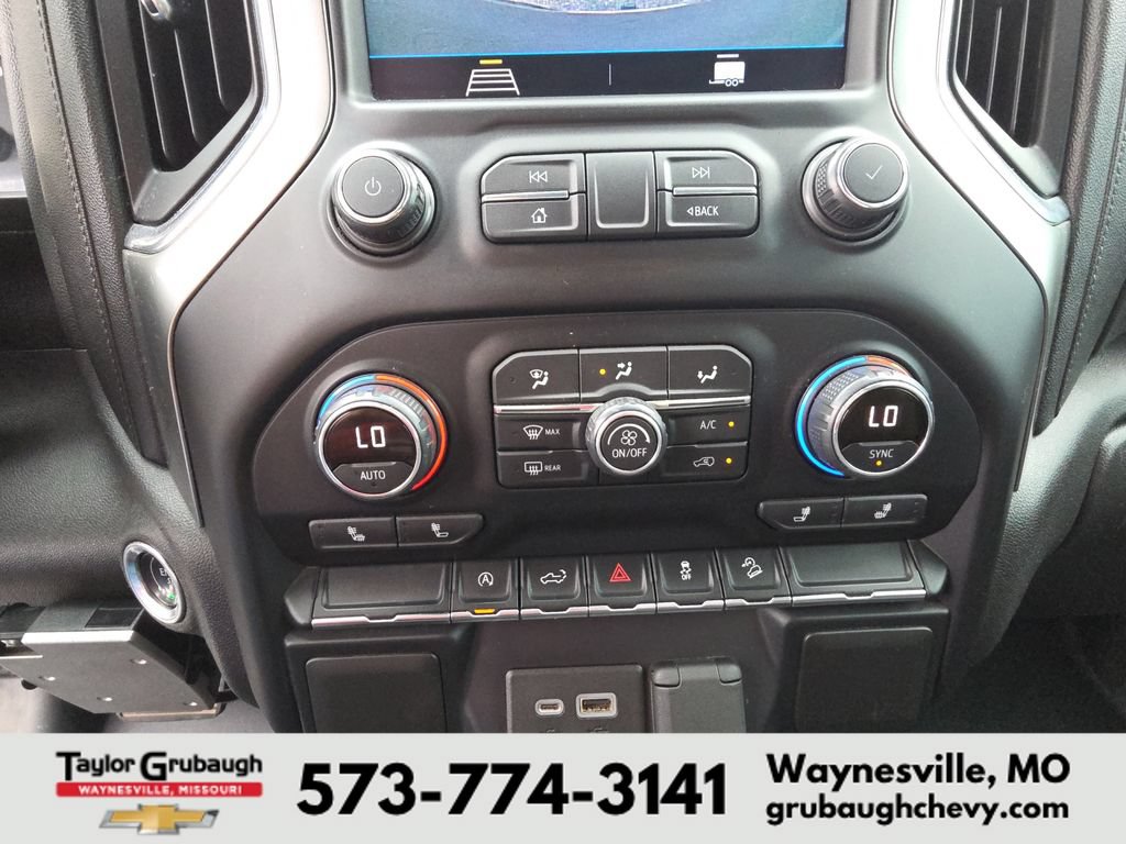 Certified 2021 Chevrolet Silverado 1500 LT AWD/4WD image 24