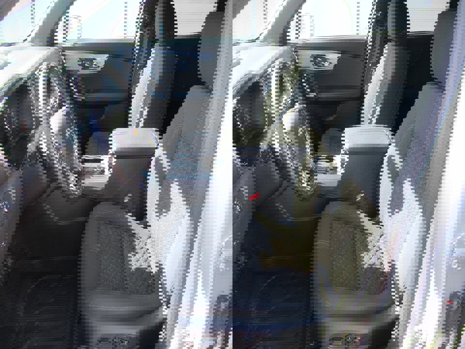 Used 2020 Chevrolet Blazer LT image 9