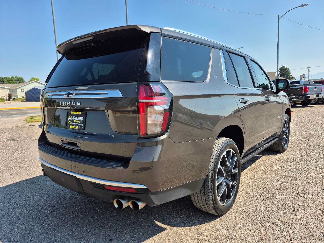 Used 2021 Chevrolet Tahoe High Country w/ Premium Package AWD/4WD image 3