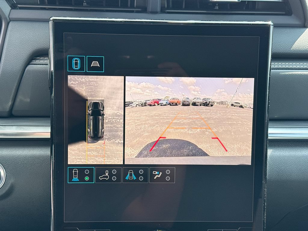 New 2027 GMC Terrain Elevation w/ Technology Package II AWD/4WD image 22
