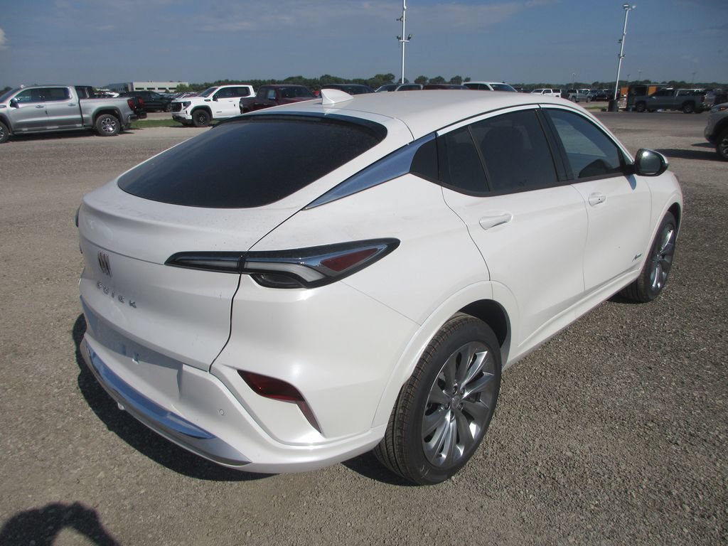 New 2026 Buick Envista Avenir FWD image 4