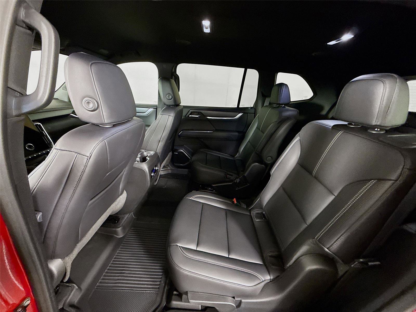 New 2026 GMC Acadia Elevation w/ Elevation Premium Package AWD/4WD image 19