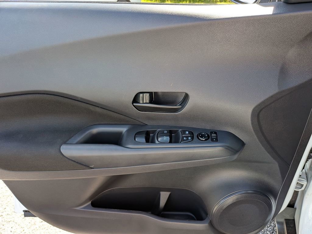 Used 2024 Nissan Kicks S FWD image 30