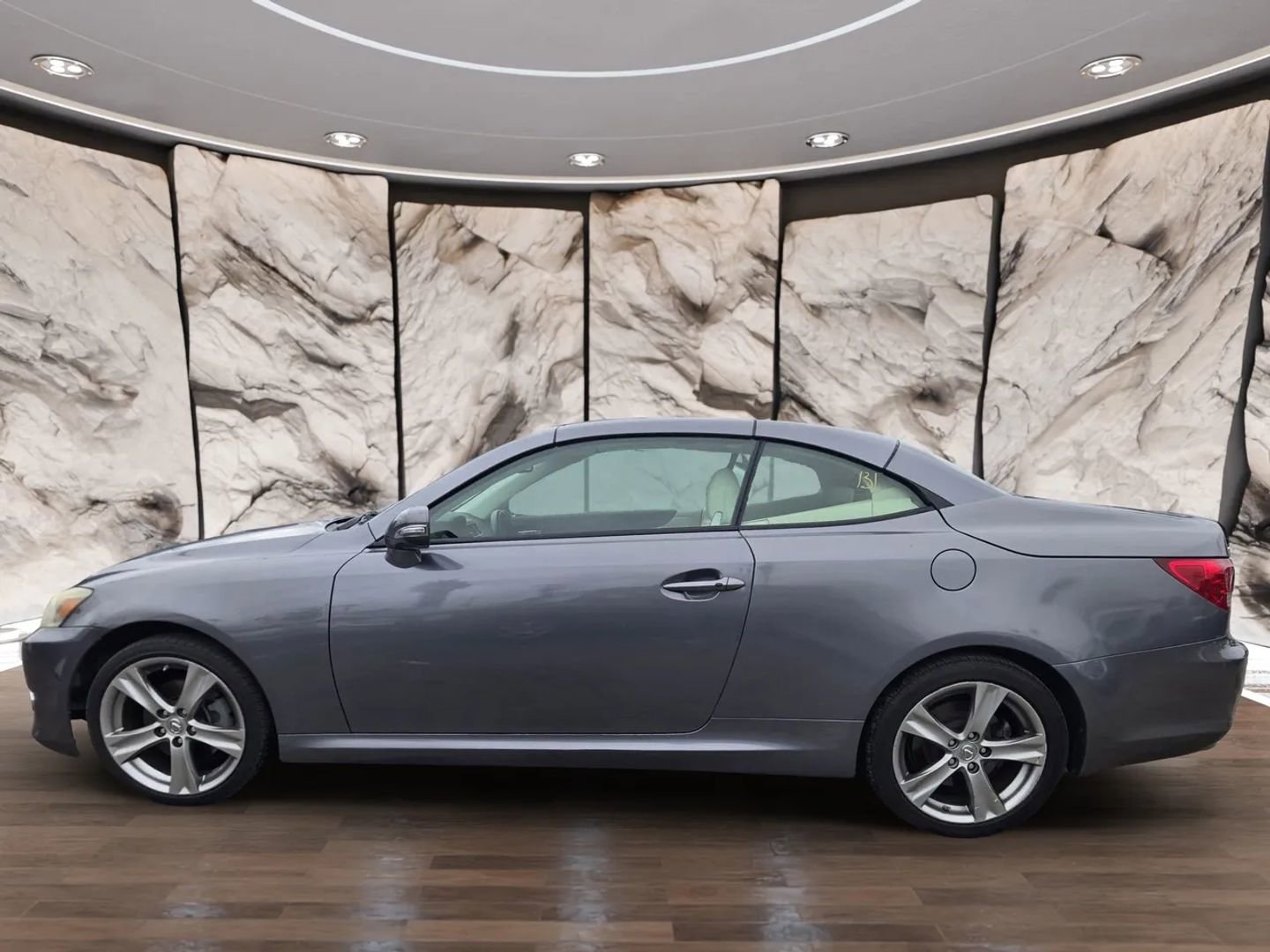 Used 2012 Lexus IS 250C image 4