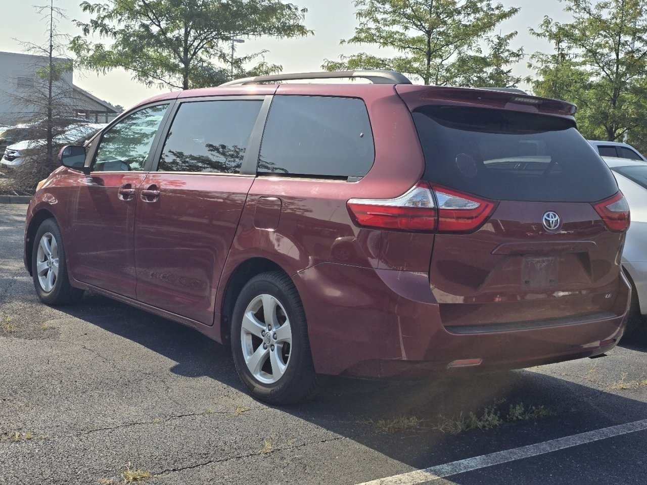Used 2017 Toyota Sienna LE FWD image 5