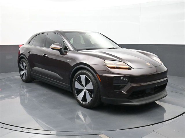 Used 2024 Porsche Macan 4 Electric image 24