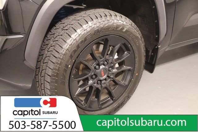 Used 2023 Hyundai Kona SE w/ Cargo Package FWD image 8