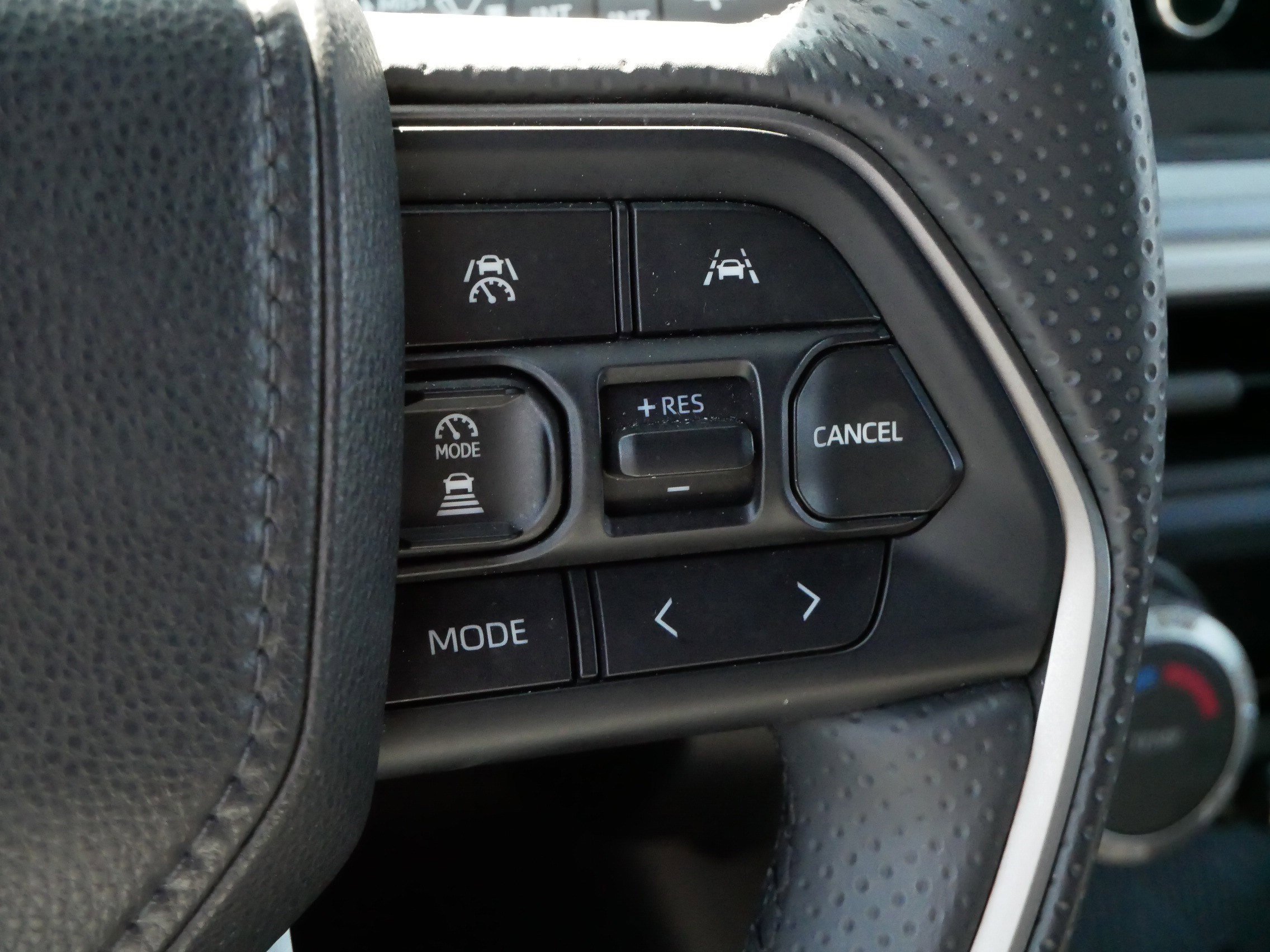 Certified 2025 Toyota 4Runner SR5 image 26