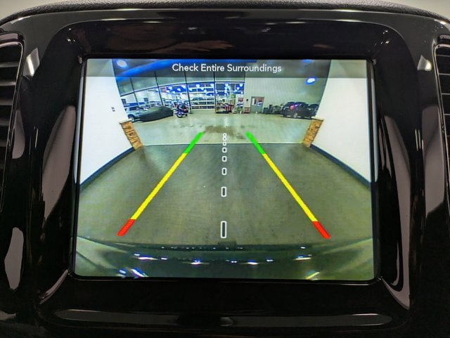 Used 2018 Jeep Compass Limited w/ Navigation Group image 13