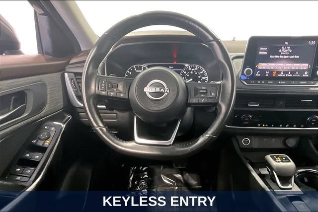 Used 2023 Nissan Rogue S AWD/4WD image 11