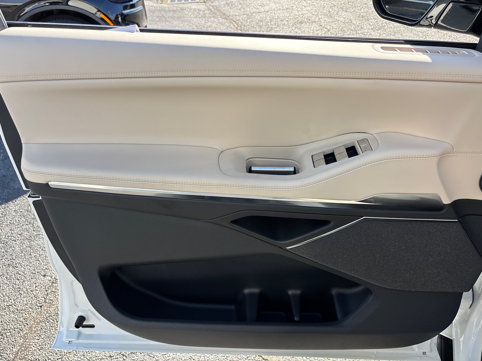 New 2027 Lincoln Navigator Reserve AWD/4WD image 11