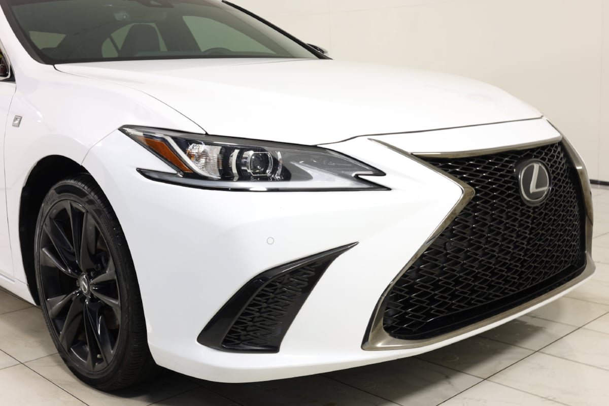 Used 2023 Lexus ES 350 F Sport w/ Accessory Package (Z2) FWD image 37