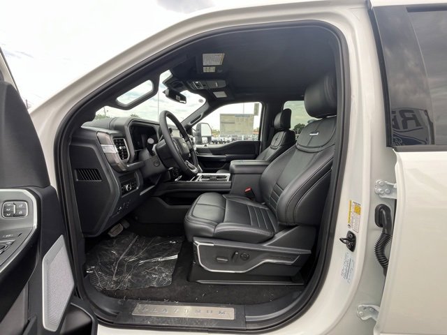 New 2025 Ford F250 Platinum image 13