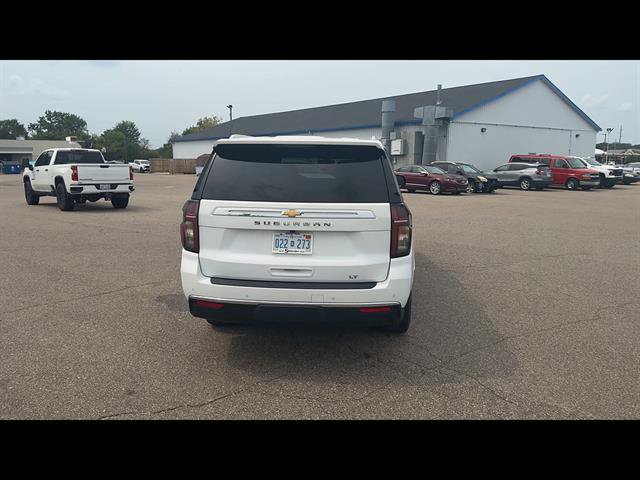 Used 2022 Chevrolet Suburban LT AWD/4WD image 7