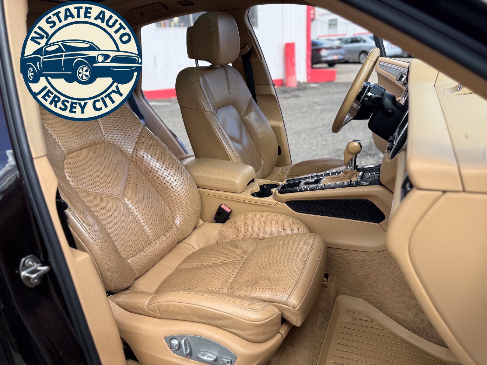Used 2015 Porsche Macan S w/ Premium Package Plus AWD/4WD image 4