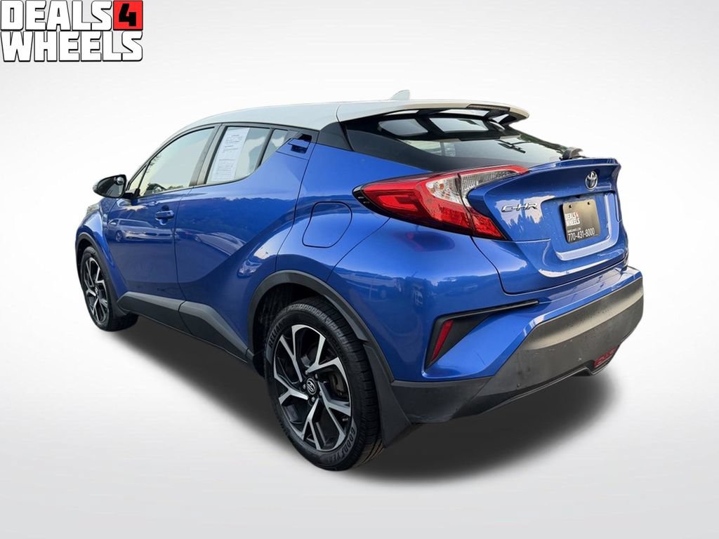 Used 2018 Toyota C-HR XLE FWD image 3
