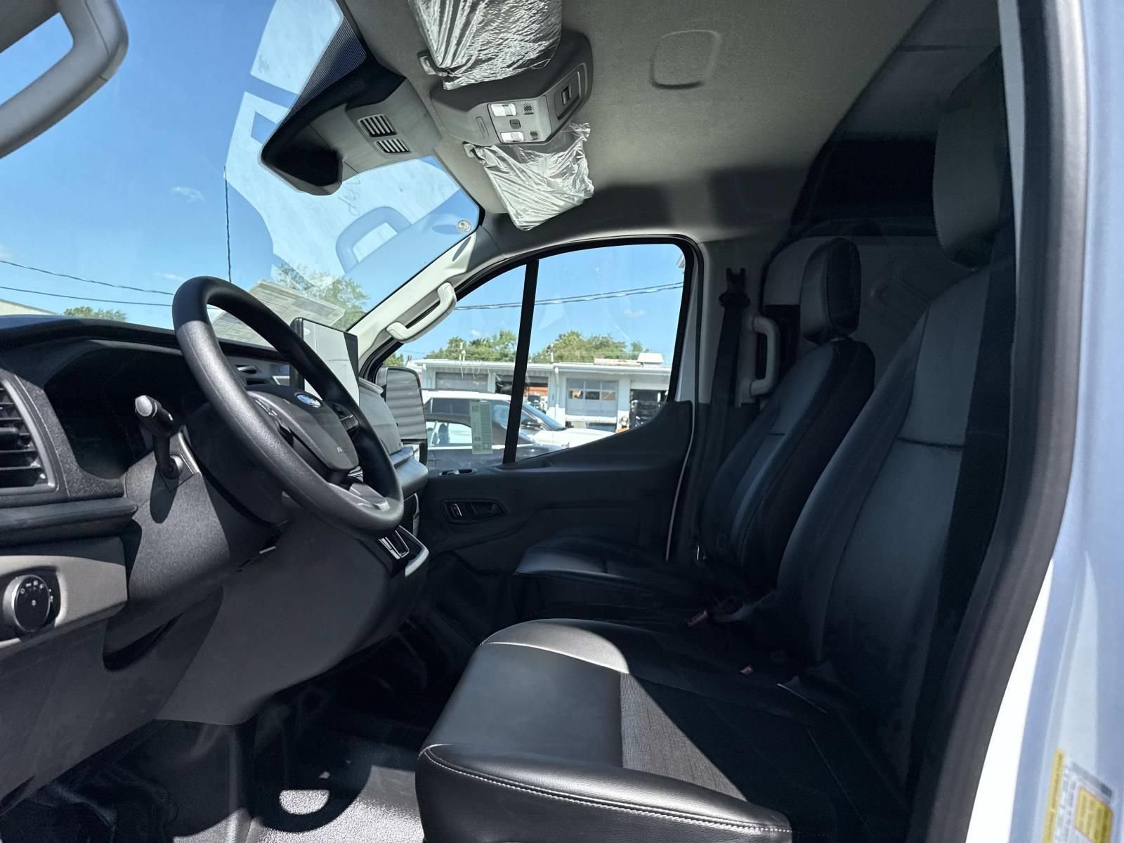 New 2026 Ford Transit 250 Low Roof w/ Load Area Protection Package RWD image 10