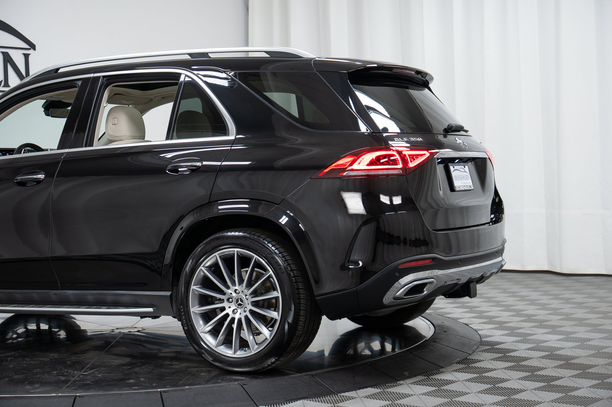 Certified 2023 Mercedes-Benz GLE 350 4MATIC image 29