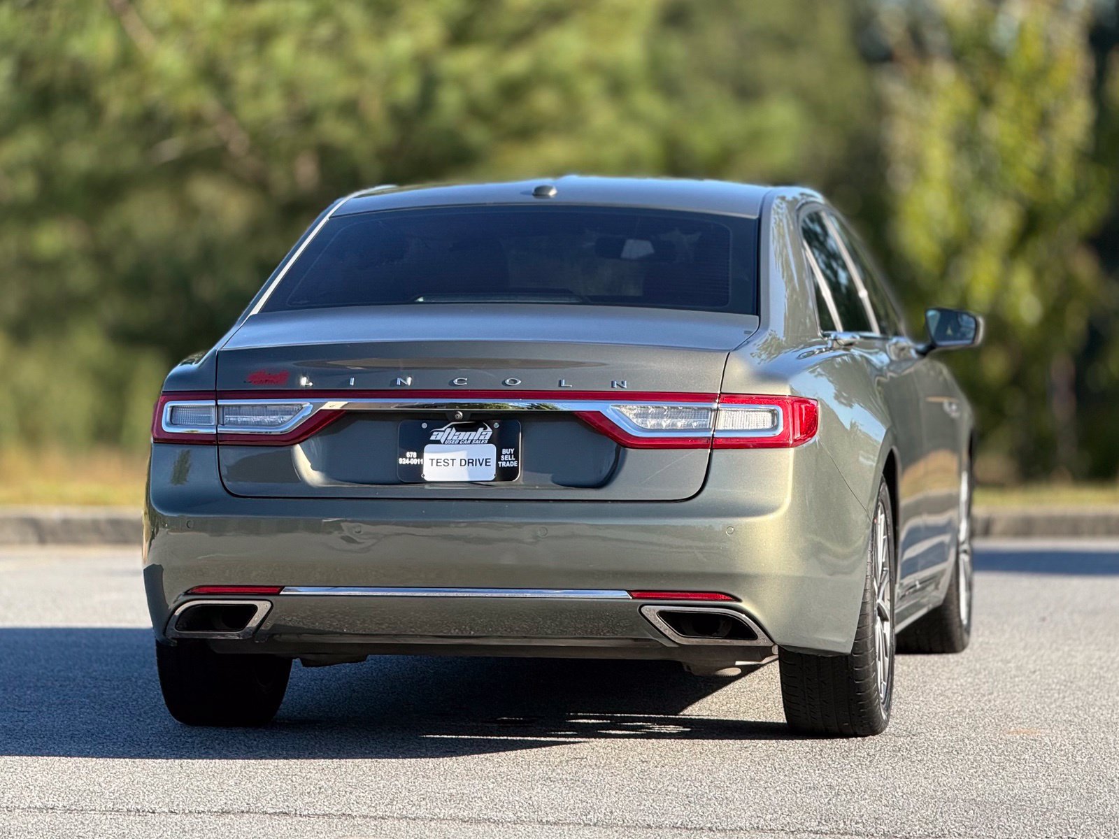 Used 2017 Lincoln Continental Select FWD image 7