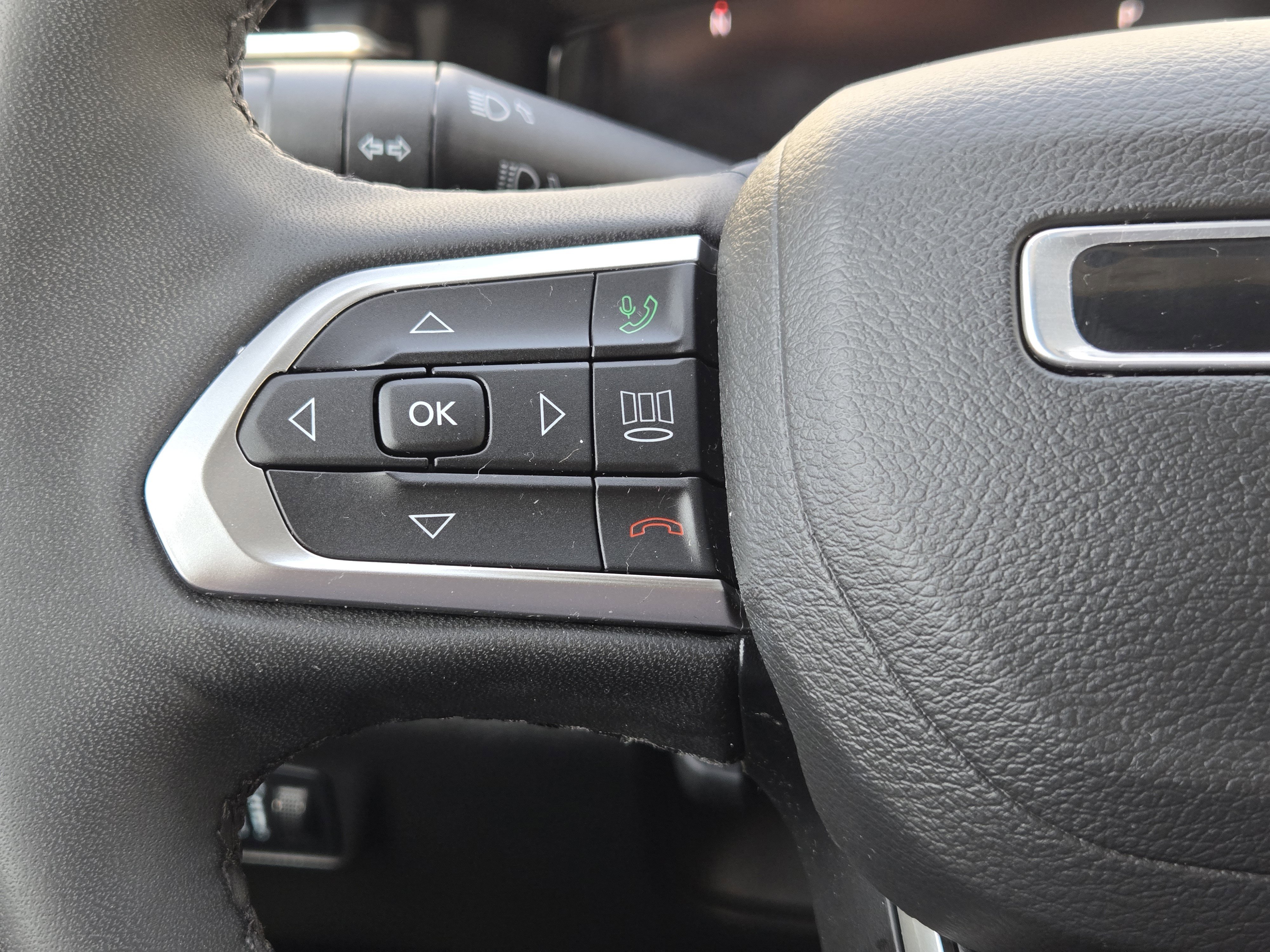 Used 2023 Jeep Compass High Altitude AWD/4WD image 31