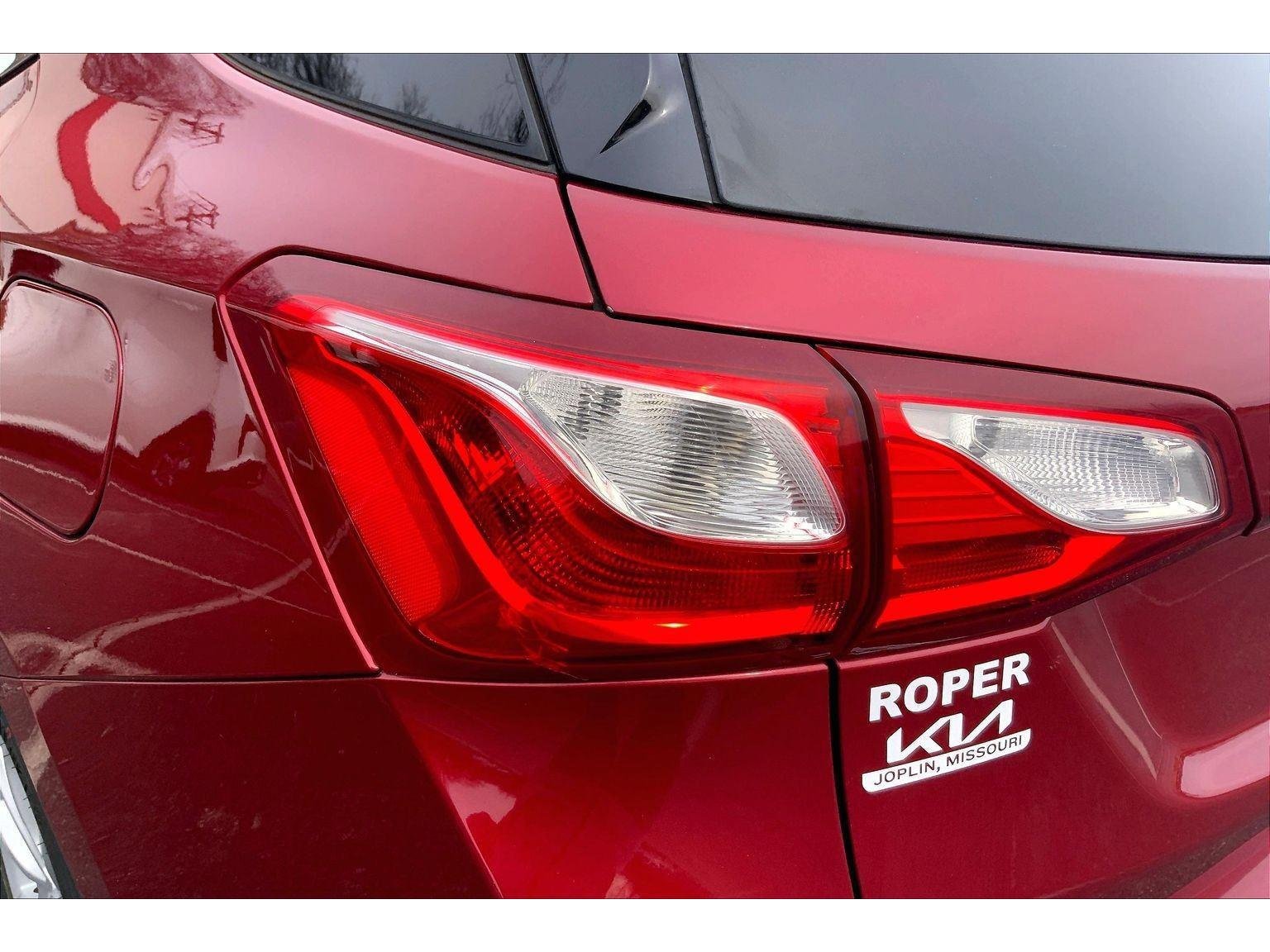 Used 2018 Chevrolet Equinox LT image 28