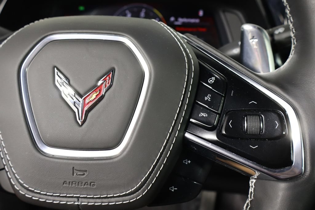 Used 2025 Chevrolet Corvette Stingray Preferred Cpe w/ Stealth Interior Trim Package RWD image 10