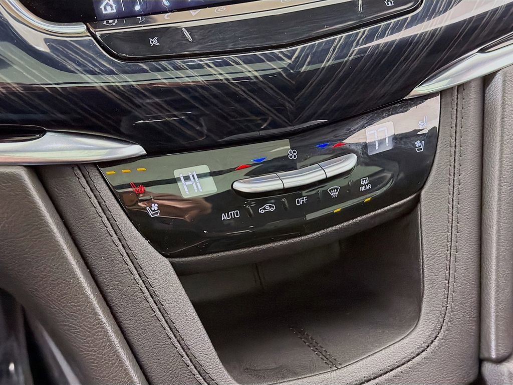 Used 2023 Cadillac XT6 Premium Luxury image 40