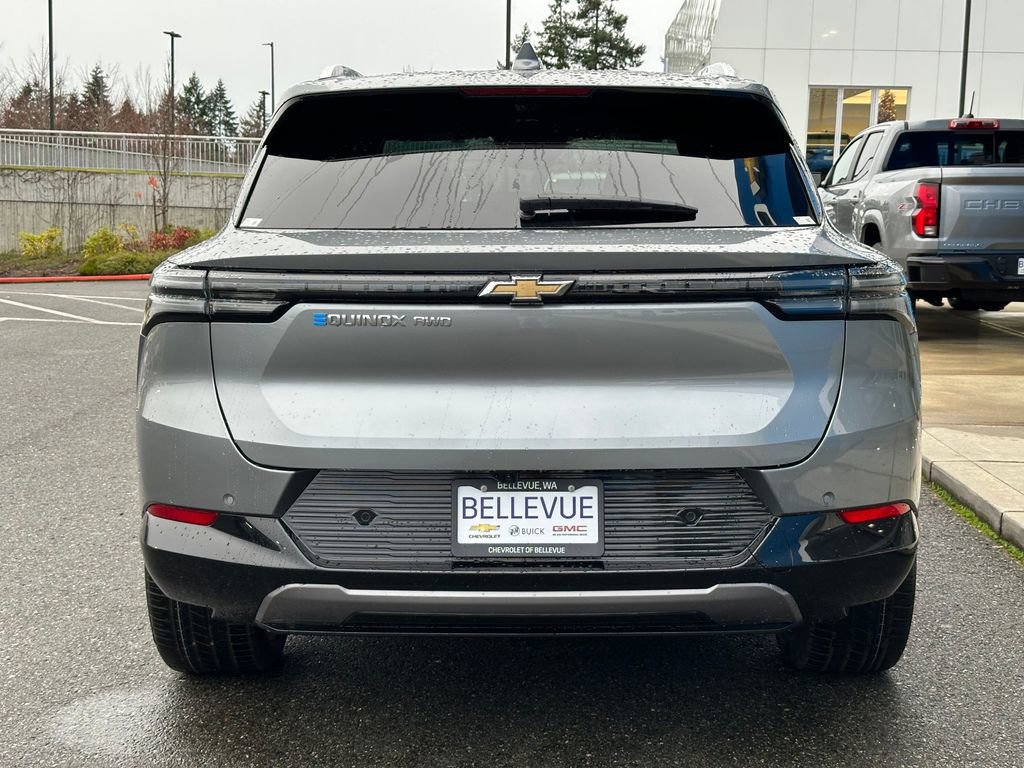 New 2026 Chevrolet Equinox EV LT image 4