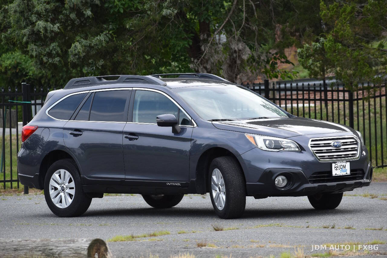 Used 2016 Subaru Outback 2.5i Premium AWD/4WD image 4