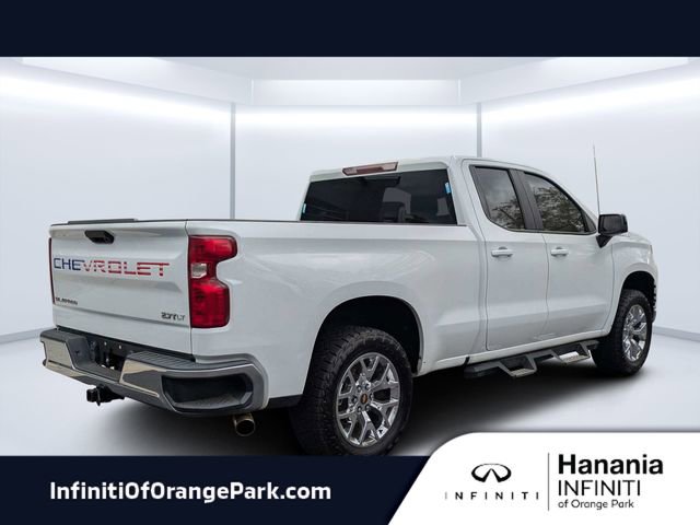 Used 2020 Chevrolet Silverado 1500 LT w/ LT Value Package image 3