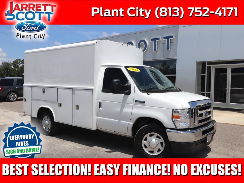 Used 2023 Ford E-350 and Econoline 350 Super Duty w/ Power Windows & Locks Group RWD image 1