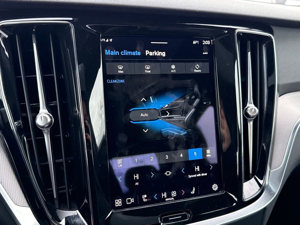 Used 2024 Volvo S60 B5 Plus image 20