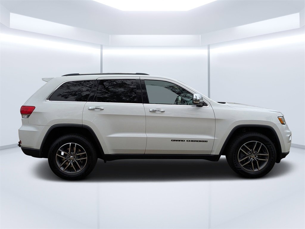 Used 2017 Jeep Grand Cherokee Limited image 2