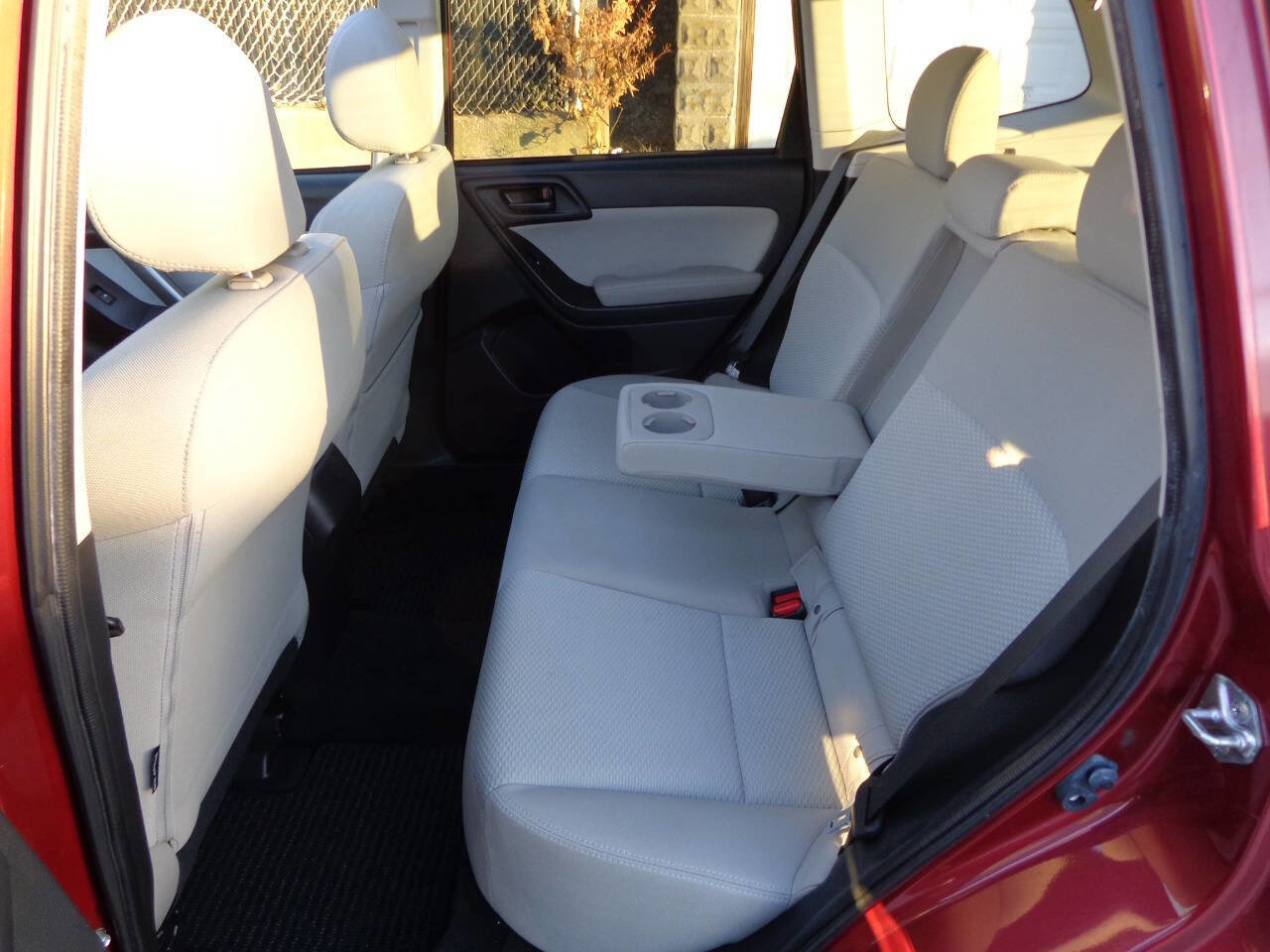 Used 2016 Subaru Forester 2.5i Premium w/ All-Weather Package image 39