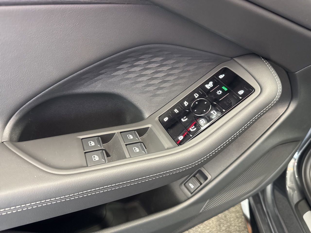 New 2026 Audi A6 Premium Plus AWD/4WD image 39