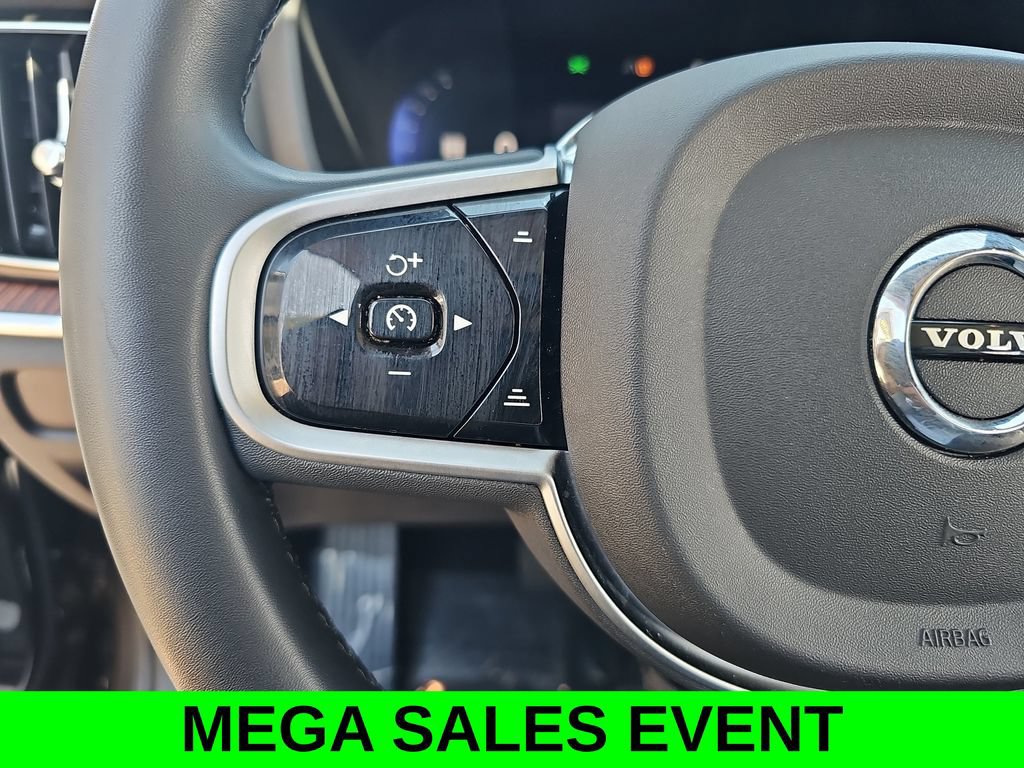 Used 2025 Volvo V60 B5 Cross Country Plus AWD/4WD image 17