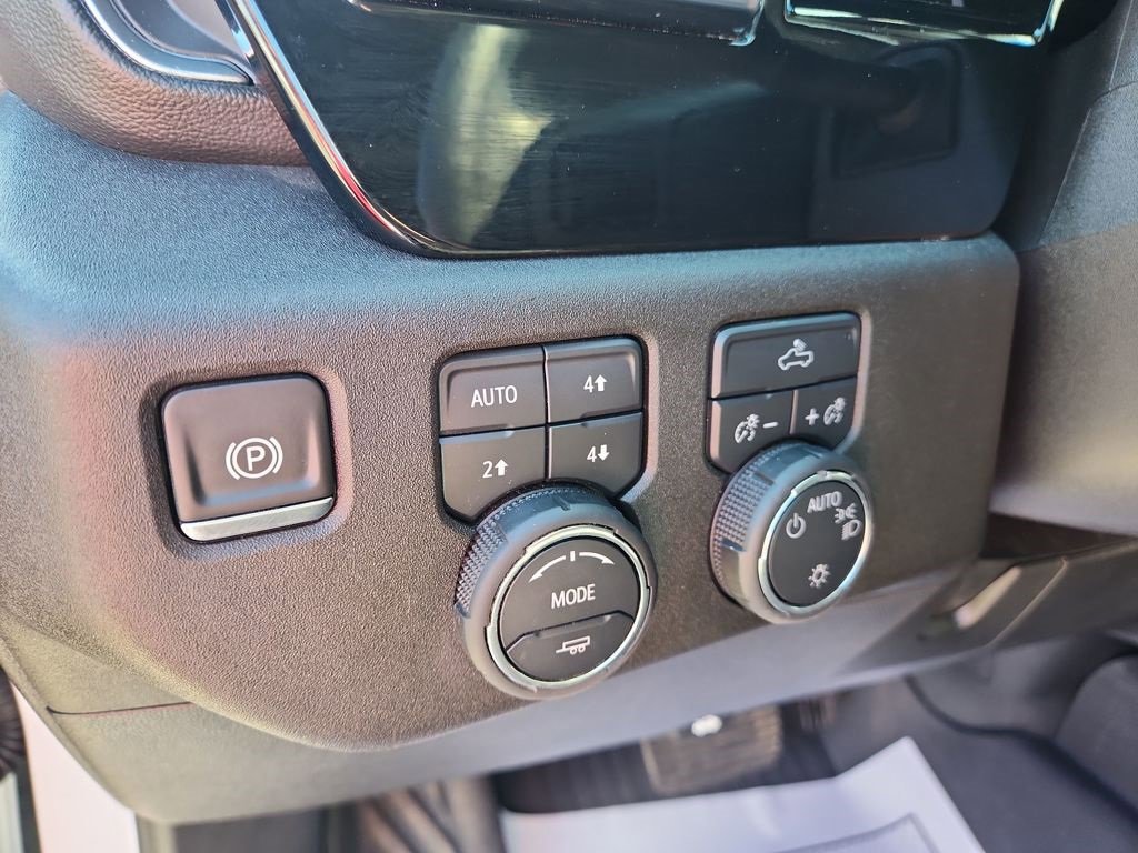 New 2026 Chevrolet Silverado 1500 LT image 10